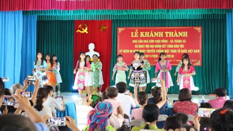 kich-ban-le-khanh-thanh-nha-van-hoa-thon-4-min