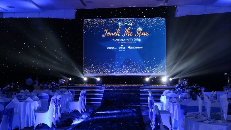 Tổng Hợp 99+ Mẫu Backdrop Year End Party Ấn Tượng Cho Tiệc Tất Niên 2025