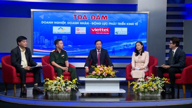 Tọa đàm là gì? Tọa đàm xuất hiện với mục đích, ý nghĩa gì?