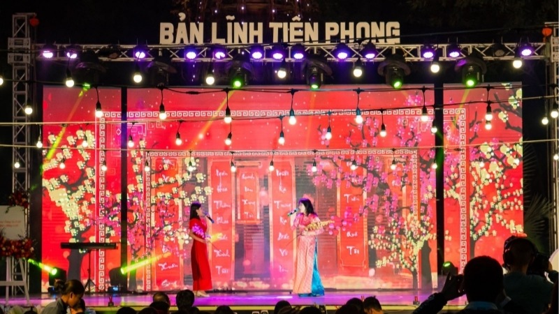 Hướng Dẫn Tổ Chức Year End Party 2025: Concept, Xu Hướng & Kịch Bản Chi Tiết
